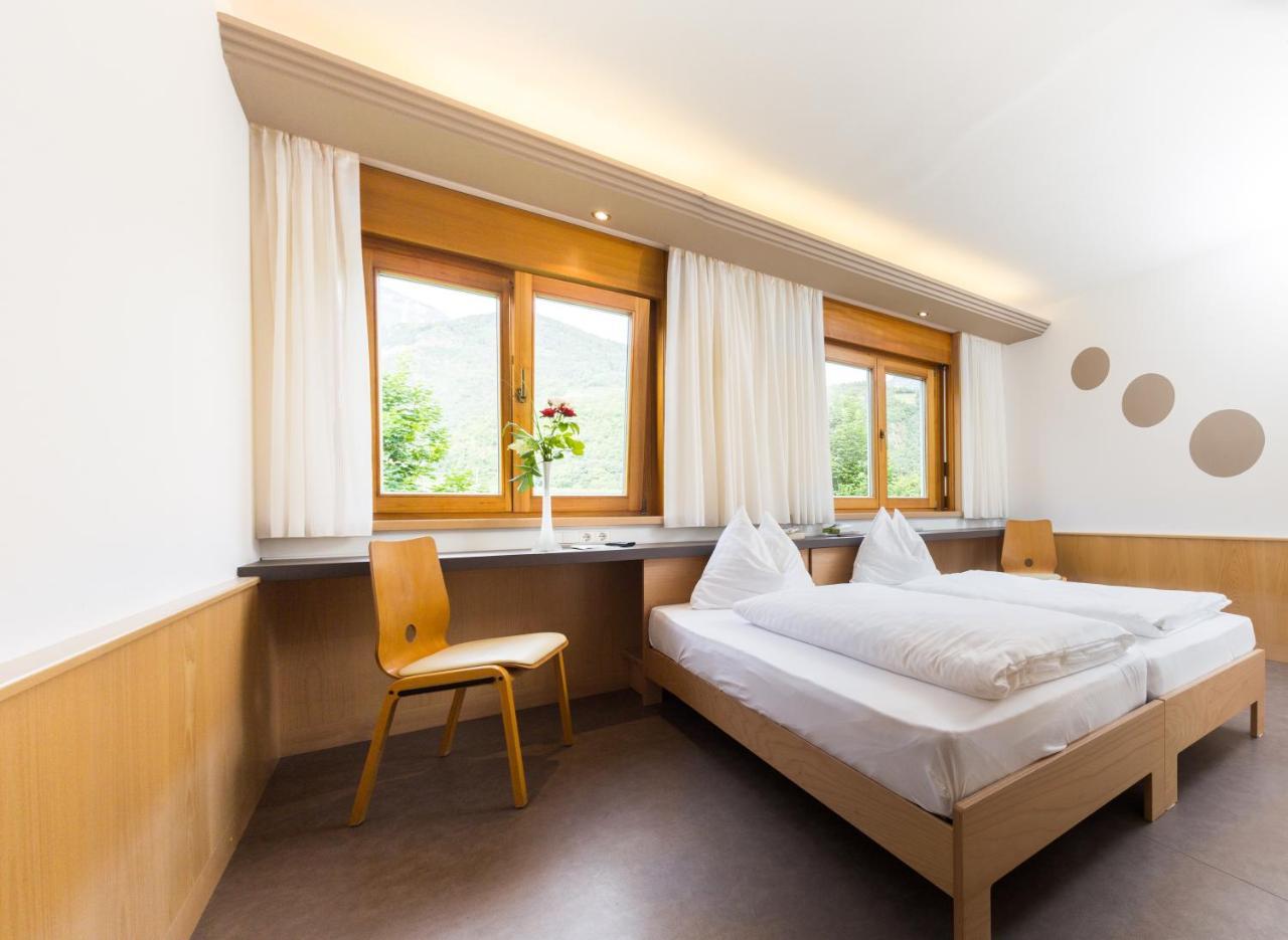 Pension Lichtenburg Nalles Exterior photo